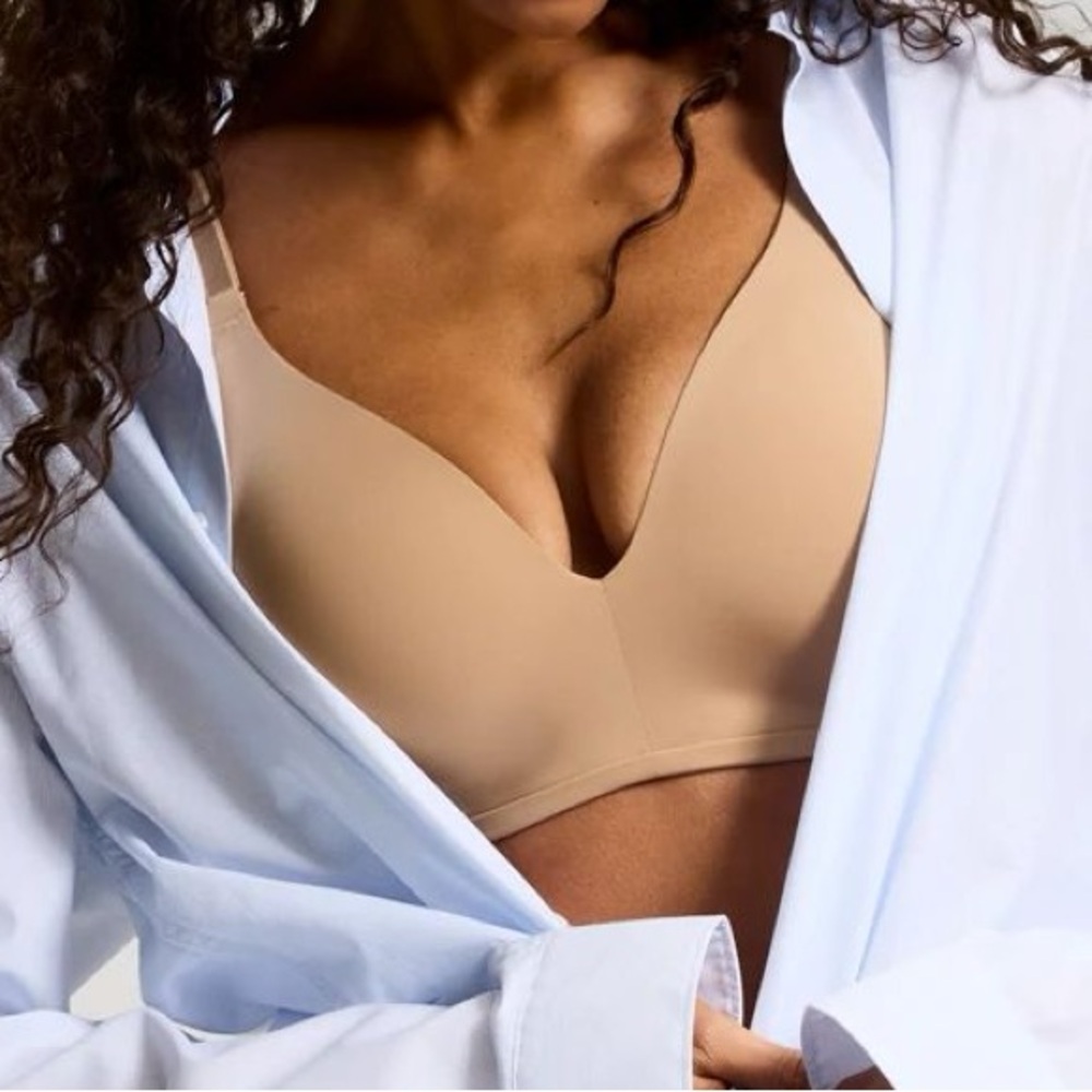 Soma Vanishing 360 Wireless Bra Size 36 B